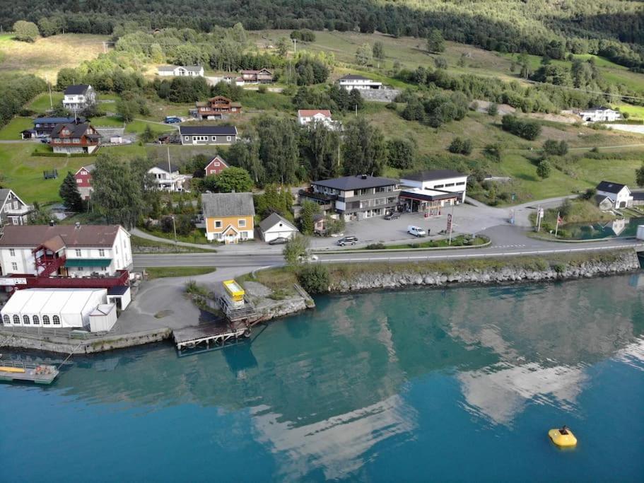 Moderne Panoramaleilighet 3-Roms I Olden Exteriér fotografie