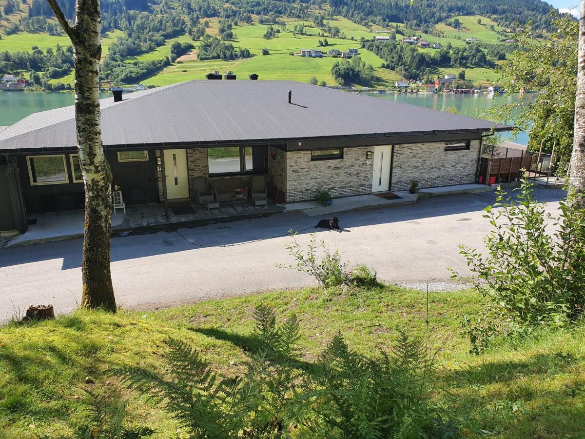 Moderne Panoramaleilighet 3-Roms I Olden Exteriér fotografie